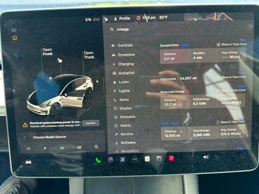 Продаж на аукціоні авто 2023 Tesla Model 3, vin: 5YJ3E1EA1PF385831, номер лоту: 57394826