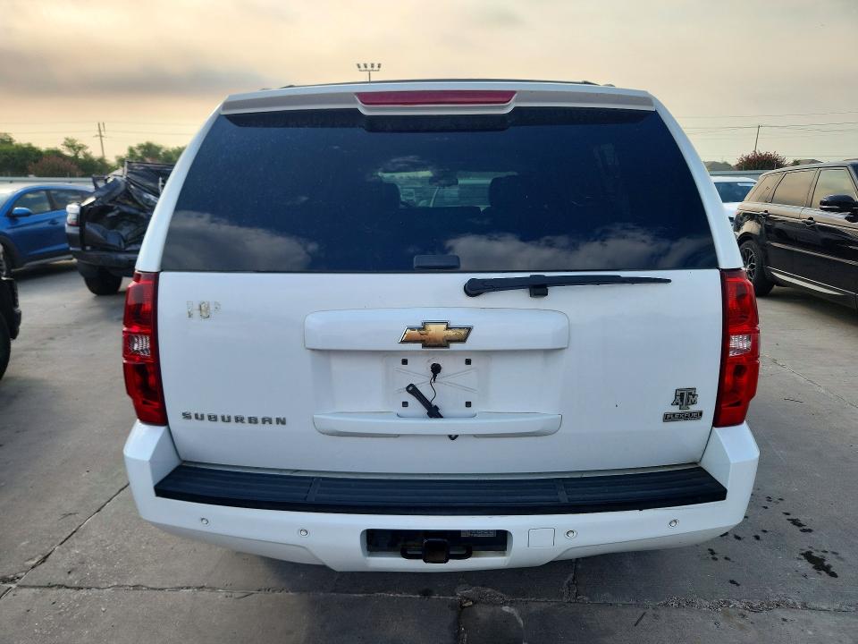 66429526 :رقم المزاد ، 1GNUKJE32AR139300 vin ، 2010 Chevrolet Suburban مزاد بيع