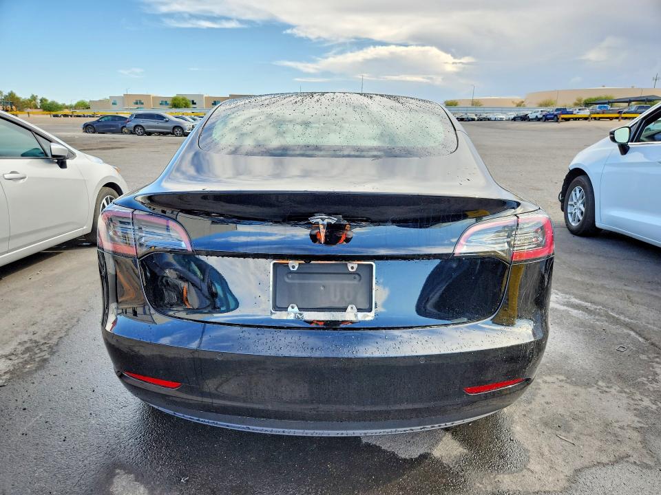 2022 Tesla Model 3 მანქანა იყიდება აუქციონზე, vin: 5YJ3E1EA8NF285674, აუქციონის ნომერი: 64288106