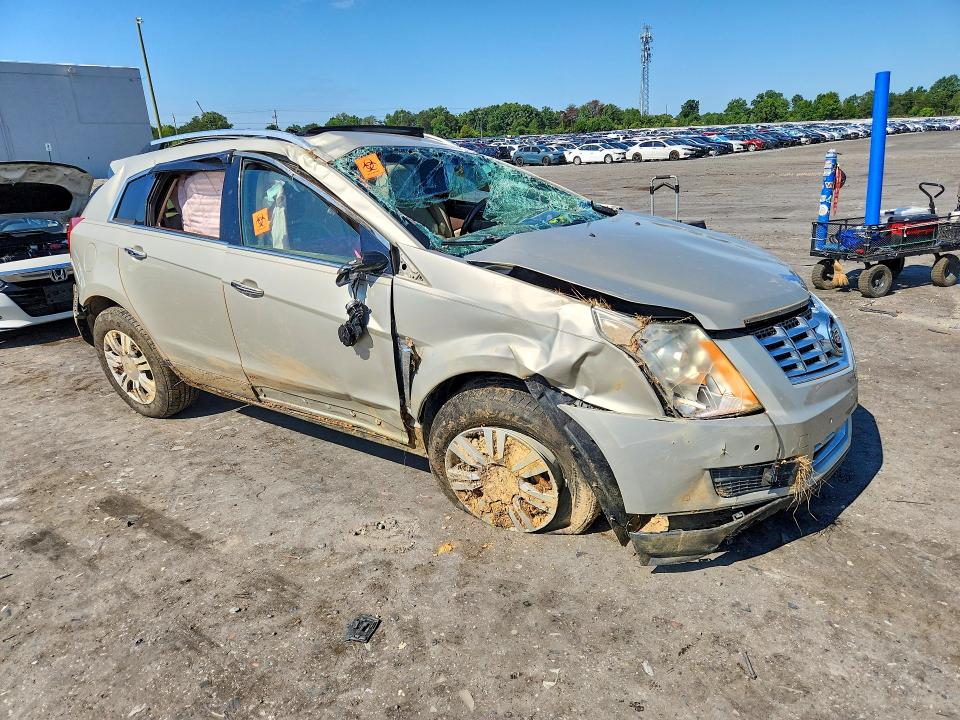 2015 Cadillac Srx მანქანა იყიდება აუქციონზე, vin: 3GYFNBE31FS641812, აუქციონის ნომერი: 65902106