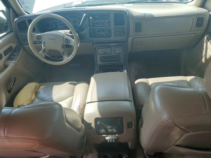 64569686 :رقم المزاد ، 1GKEK63U54J273067 vin ، 2004 Gmc Yukon مزاد بيع