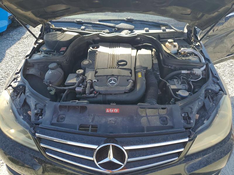 65663706 :رقم المزاد ، WDDGF4HB2EG209593 vin ، 2014 Mercedes-benz C مزاد بيع