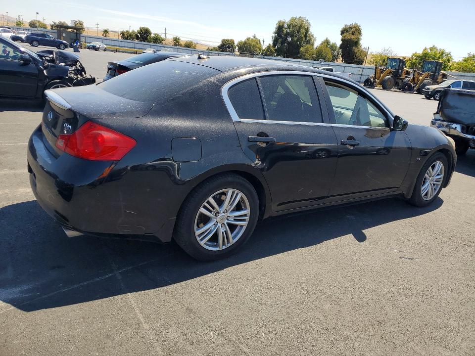 2015 Infiniti Q40 მანქანა იყიდება აუქციონზე, vin: JN1CV6AP5FM500897, აუქციონის ნომერი: 65881086
