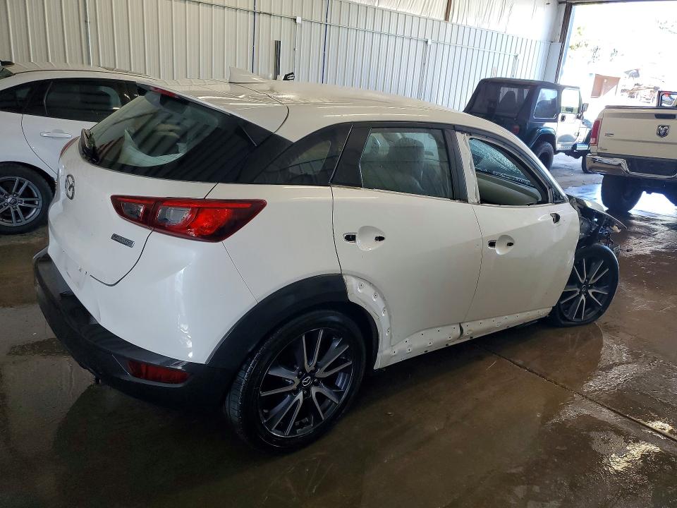 2018 Mazda Cx-3 მანქანა იყიდება აუქციონზე, vin: JM1DKFC71J0303295, აუქციონის ნომერი: 66456146