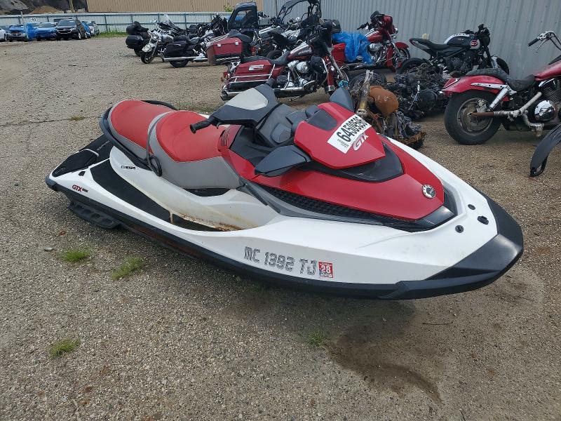 64509596 :رقم المزاد ، YDV08676E111 vin ، 2011 Sea-doo Jet Ski مزاد بيع