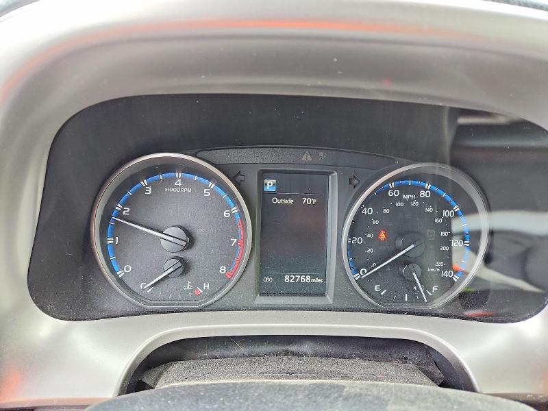 Продаж на аукціоні авто 2018 Toyota Rav4, vin: JTMBFREV5JJ720907, номер лоту: 63387396