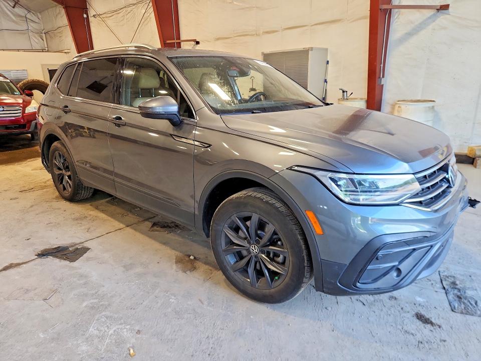 2022 Volkswagen Tiguan მანქანა იყიდება აუქციონზე, vin: 3VV2B7AX4NM005201, აუქციონის ნომერი: 64109886