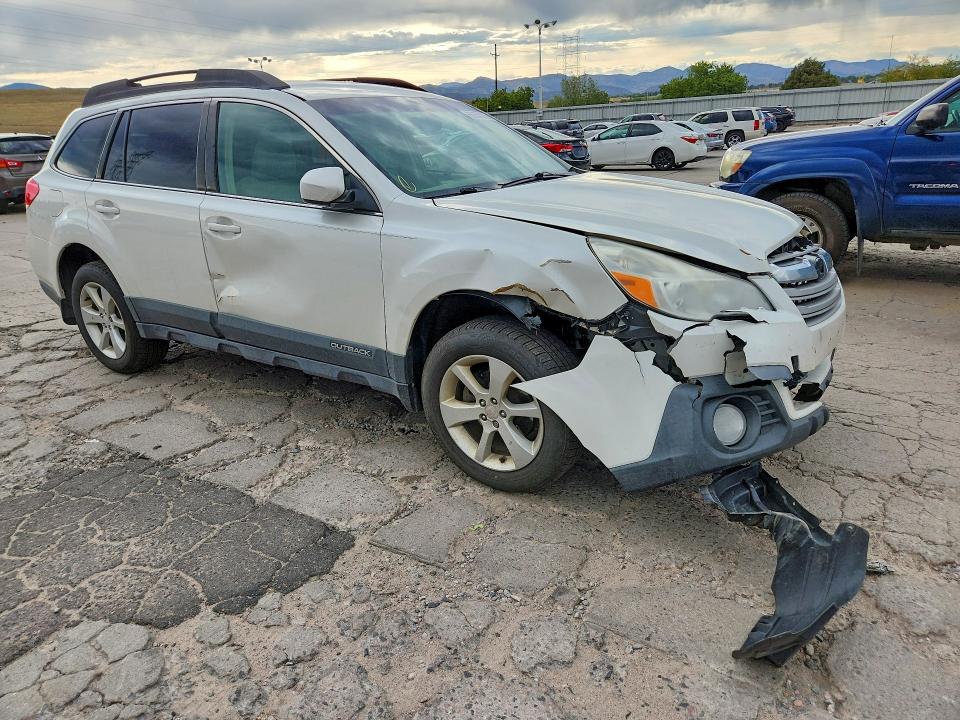 Продаж на аукціоні авто 2014 Subaru Outback, vin: 4S4BRCCC4E3272199, номер лоту: 66838216
