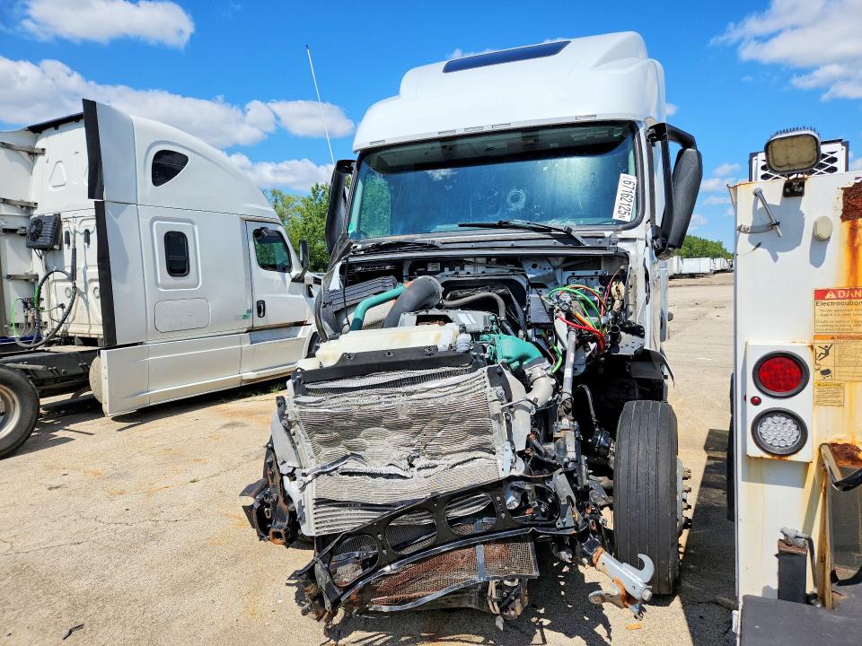 Auction sale of the 2024 Volvo Vn Vnl, vin: 4V4NC9EH7RN634992, lot number: 62504636