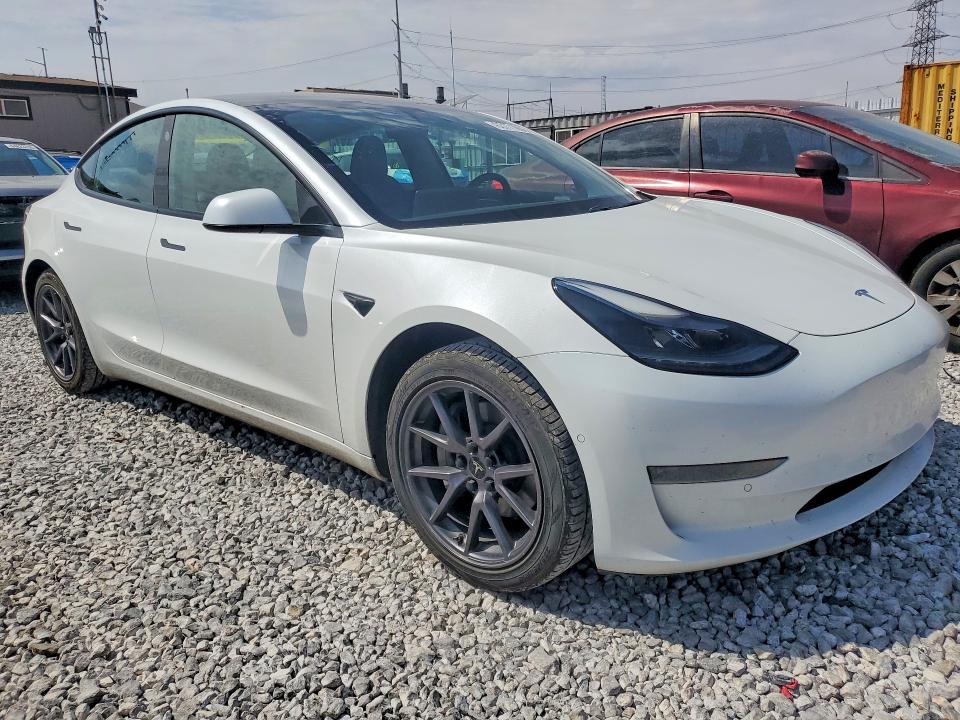 Продажа на аукционе авто 2021 Tesla Model 3, vin: 5YJ3E1EA6MF976832, номер лота: 63771006