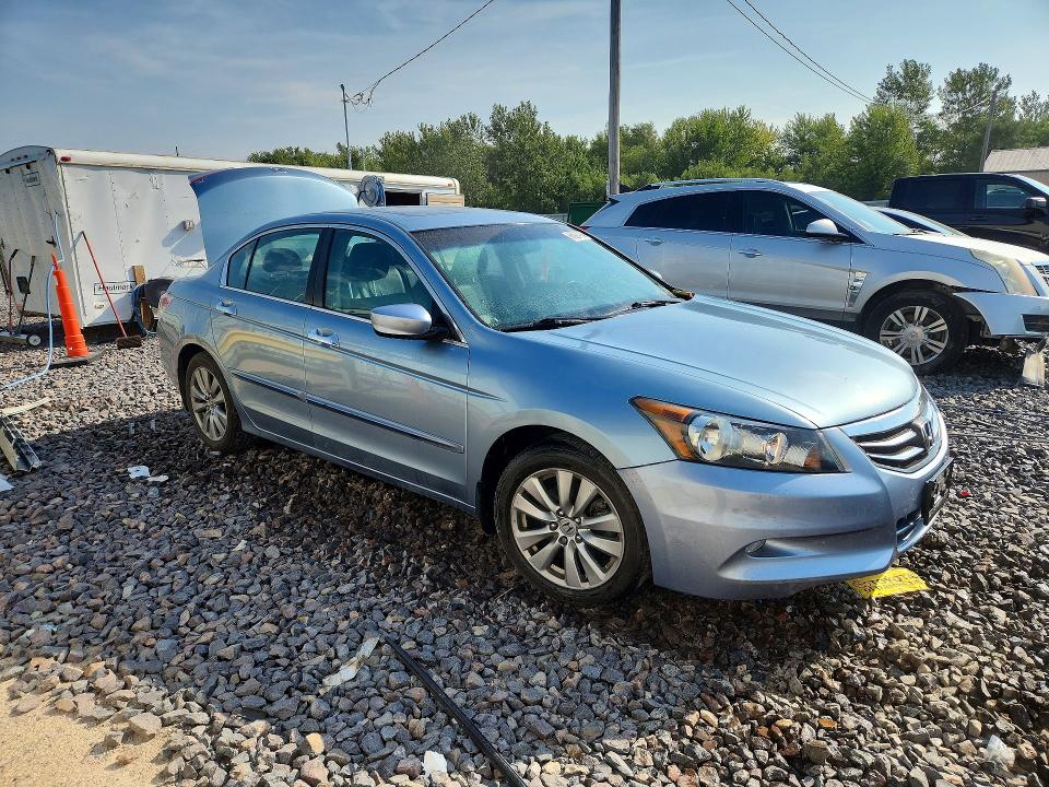 66994066 :رقم المزاد ، 1HGCP3F85BA031640 vin ، 2011 Honda Accord مزاد بيع