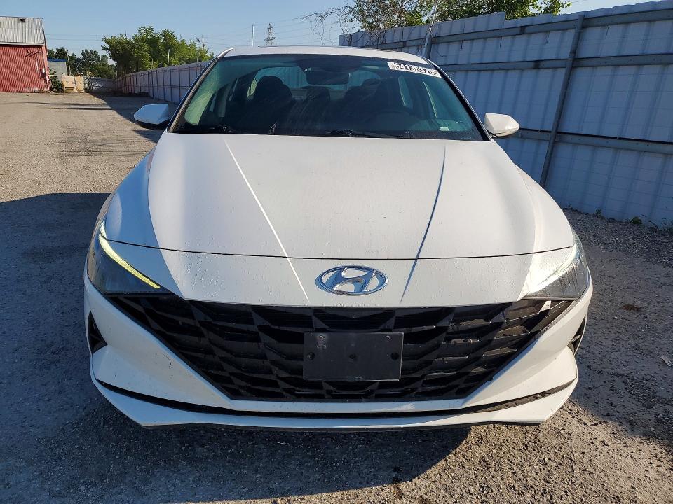 64136376 :رقم المزاد ، KMHLM4AG9NU311023 vin ، 2022 Hyundai Elantra مزاد بيع