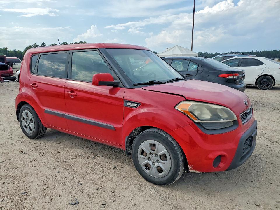 2013 Kia Soul მანქანა იყიდება აუქციონზე, vin: KNDJT2A50D7510704, აუქციონის ნომერი: 67223926