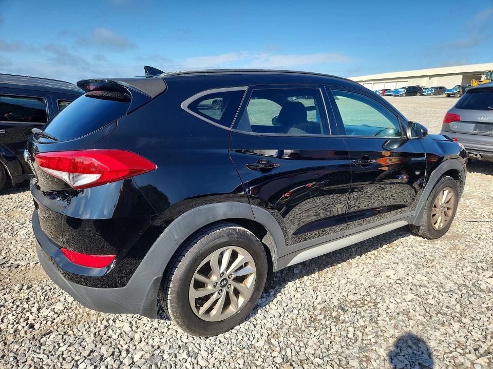 Продаж на аукціоні авто 2018 Hyundai Tucson, vin: KM8J33A48JU614315, номер лоту: 63822436