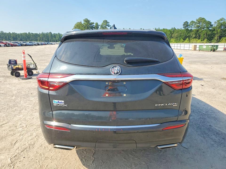 65528656 :رقم المزاد ، 5GAEVCKWXJJ182233 vin ، 2018 Buick Enclave مزاد بيع