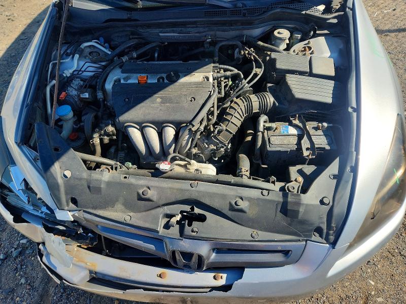65609086 :رقم المزاد ، 1HGCM55784A151173 vin ، 2004 Honda Accord مزاد بيع