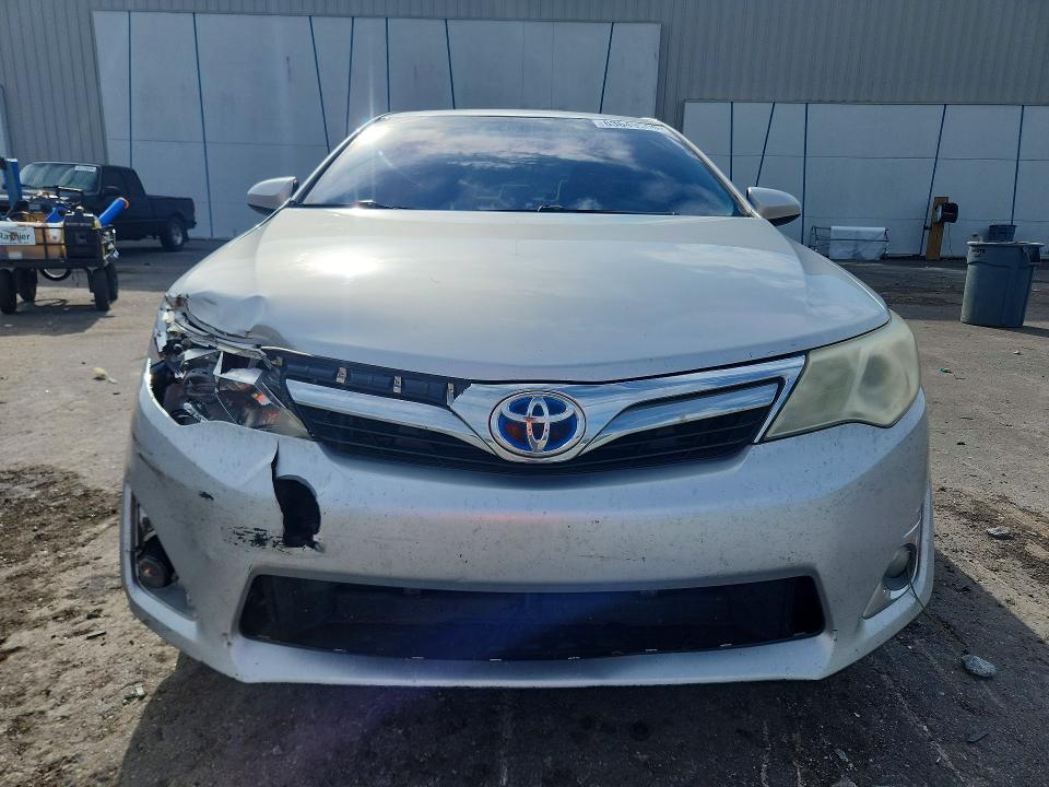 63649506 :رقم المزاد ، 4T1BD1FK5CU062899 vin ، 2012 Toyota Camry مزاد بيع