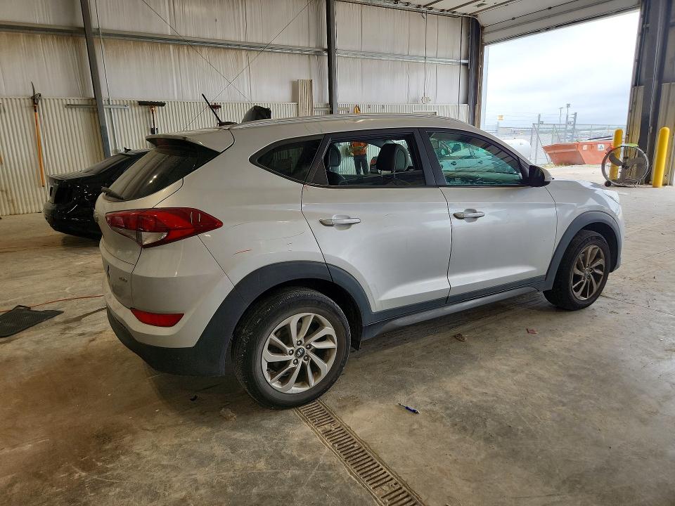 63823006 :رقم المزاد ، KM8J3CA47GU259064 vin ، 2016 Hyundai Tucson مزاد بيع
