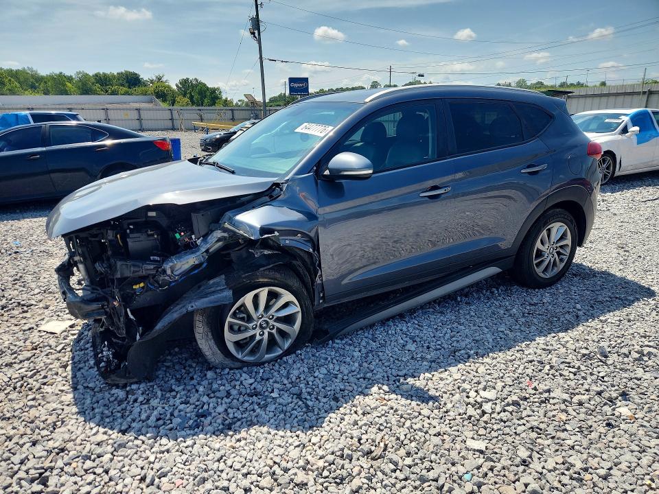 2017 Hyundai Tucson მანქანა იყიდება აუქციონზე, vin: KM8J33A42HU480007, აუქციონის ნომერი: 64477776