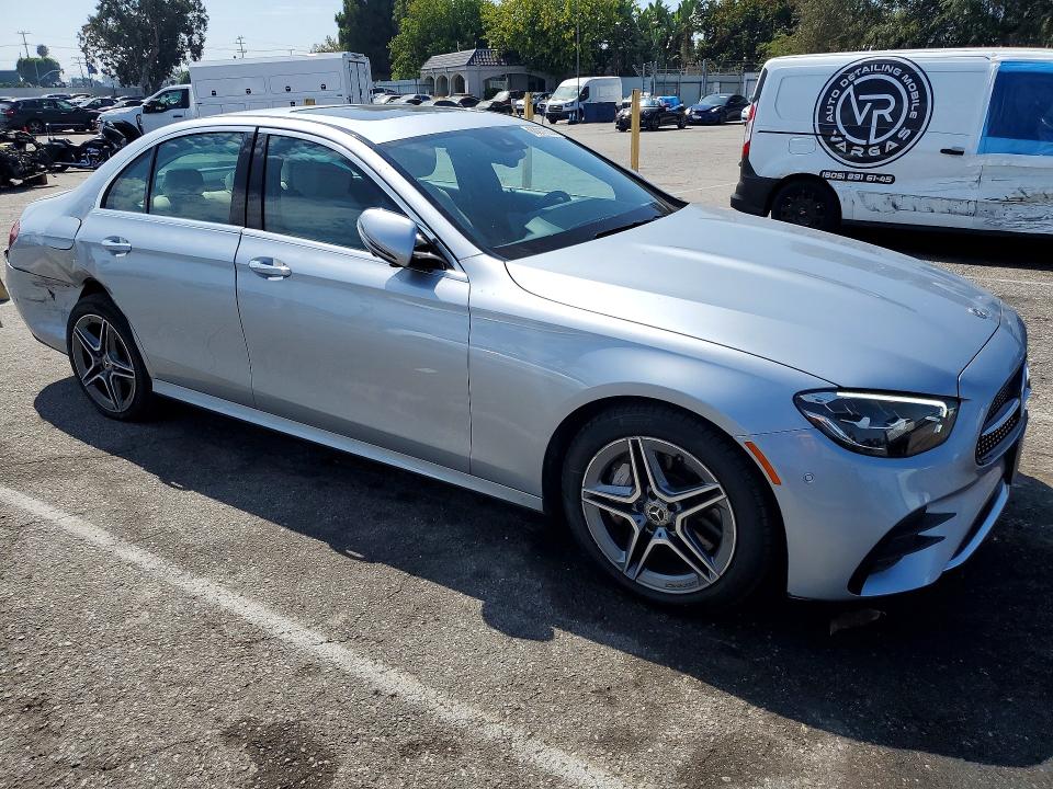 Продажа на аукционе авто 2023 Mercedes-benz E, vin: W1KZF8DB9PB106421, номер лота: 63211506