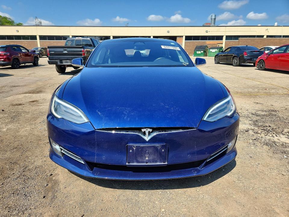 Продажа на аукционе авто 2017 Tesla Model S, vin: 5YJSA1E28HF216875, номер лота: 64471506