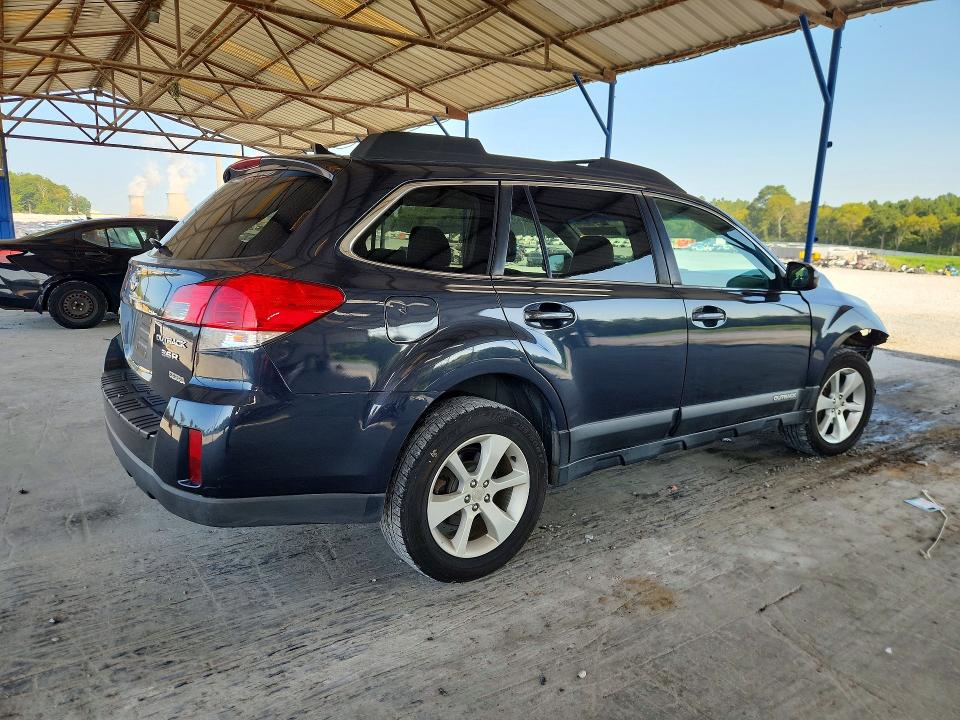 65398046 :رقم المزاد ، 4S4BRDJC9D2288797 vin ، 2013 Subaru Outback مزاد بيع