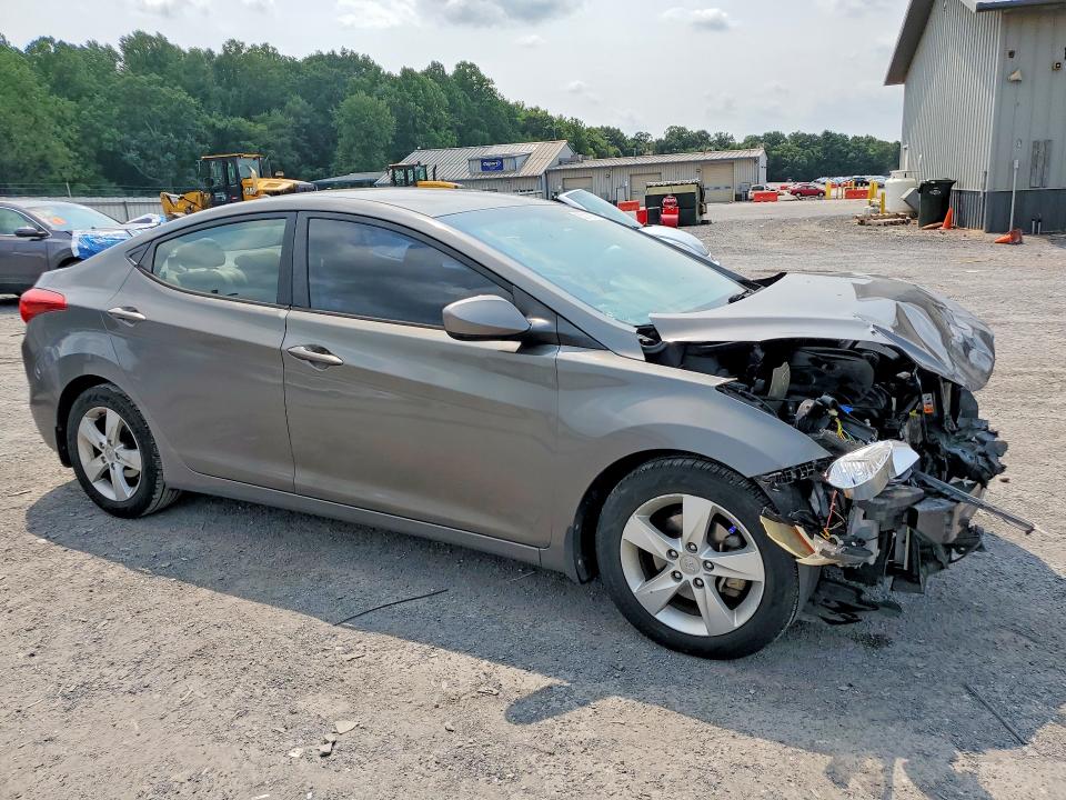 2013 Hyundai Elantra მანქანა იყიდება აუქციონზე, vin: 5NPDH4AE1DH333862, აუქციონის ნომერი: 65013976
