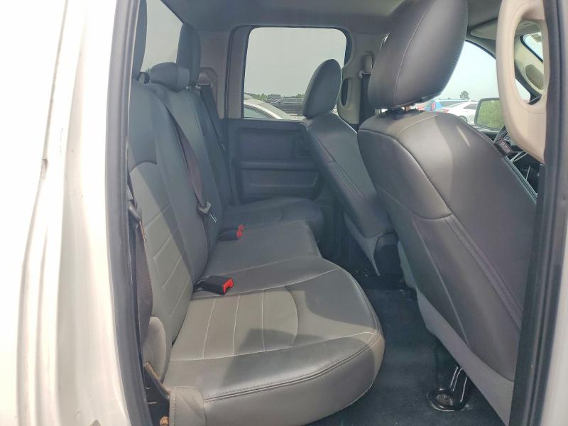 66006156 :رقم المزاد ، 1C6RR6FG5JS330413 vin ، 2018 Ram 1500 مزاد بيع