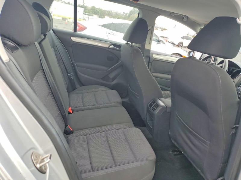 2014 Volkswagen Golf მანქანა იყიდება აუქციონზე, vin: WVWDB7AJ7EW006118, აუქციონის ნომერი: 64840276