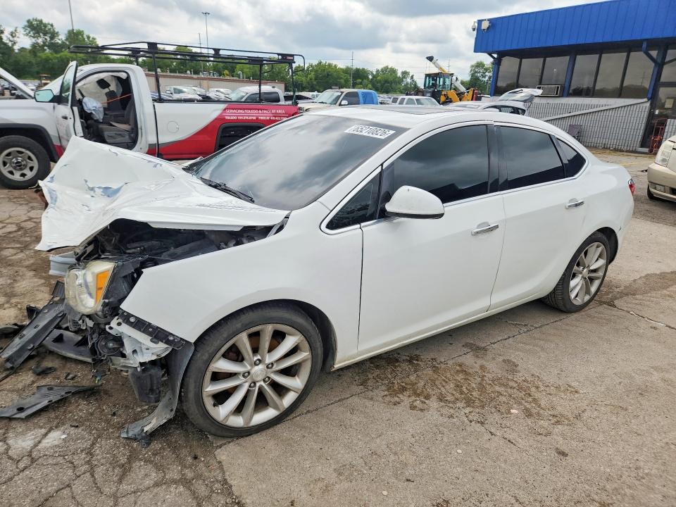 65210826 :رقم المزاد ، 1G4PS5SK8F4193600 vin ، 2015 Buick Verano مزاد بيع