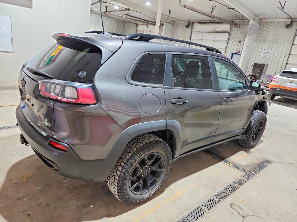 66361886 :رقم المزاد ، 1C4PJMCX8ND540806 vin ، 2022 Jeep Cherokee مزاد بيع