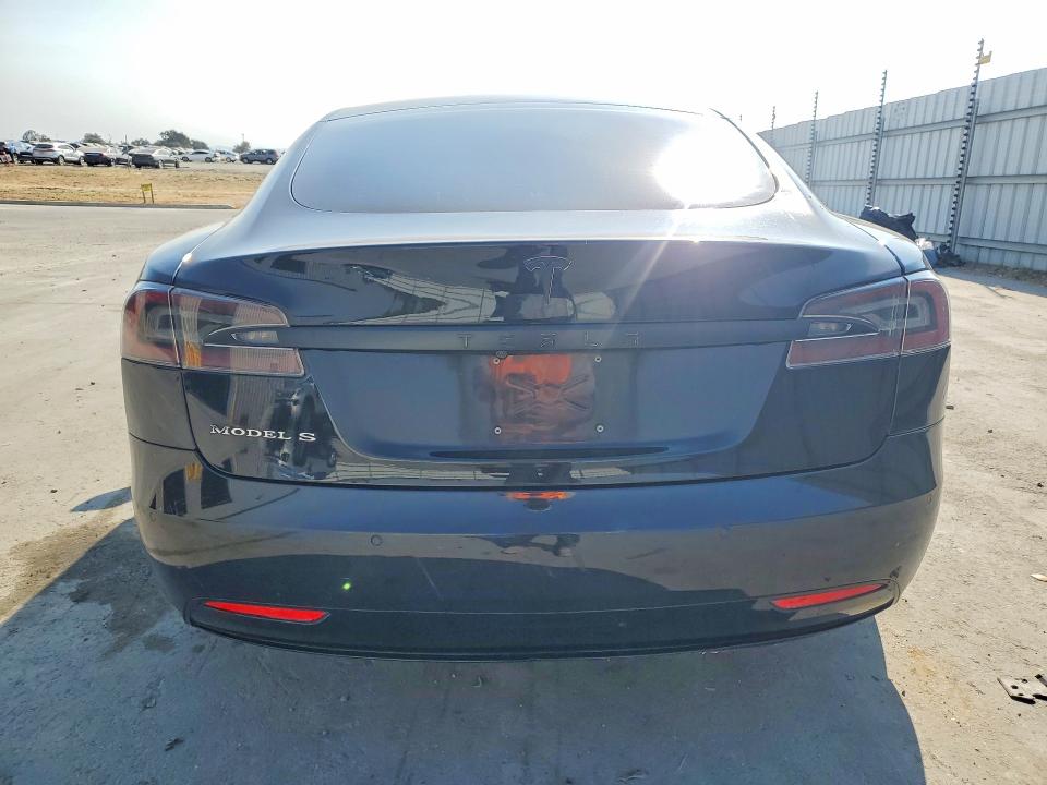 67288736 :رقم المزاد ، 5YJSA1E14GF174940 vin ، 2016 Tesla Model S مزاد بيع