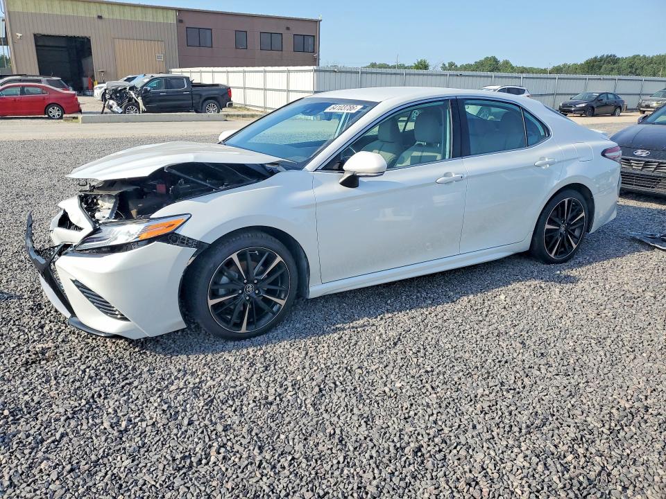 Aukcja sprzedaży 2019 Toyota Camry, vin: 4T1B61HK0KU852682, numer aukcji: 64103786