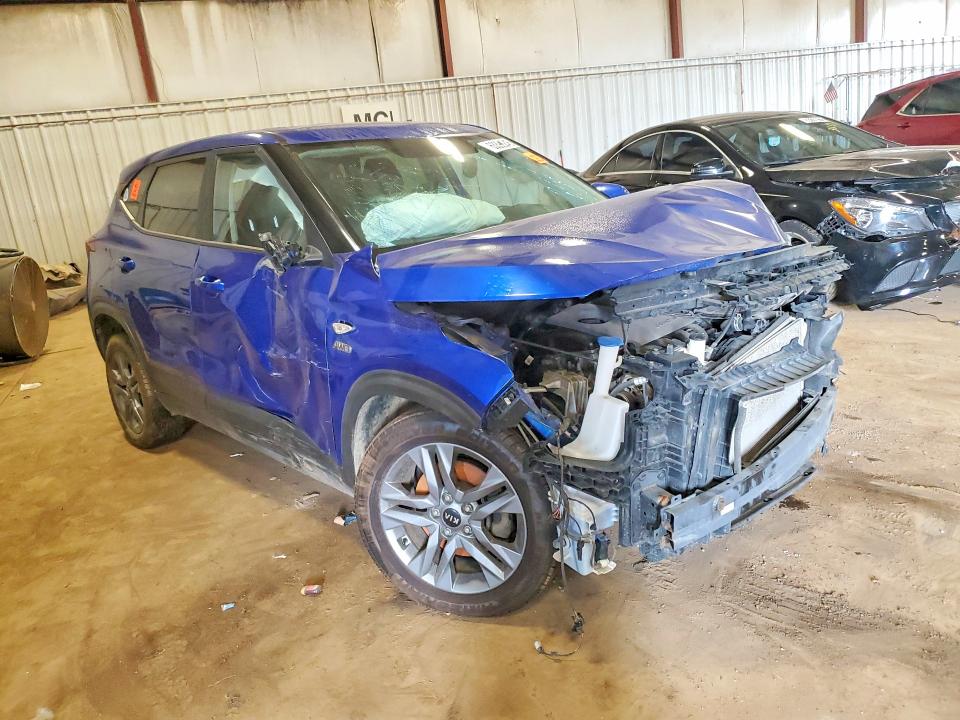 63390246 :رقم المزاد ، KNDEPCAA3M7217677 vin ، 2021 Kia Seltos مزاد بيع