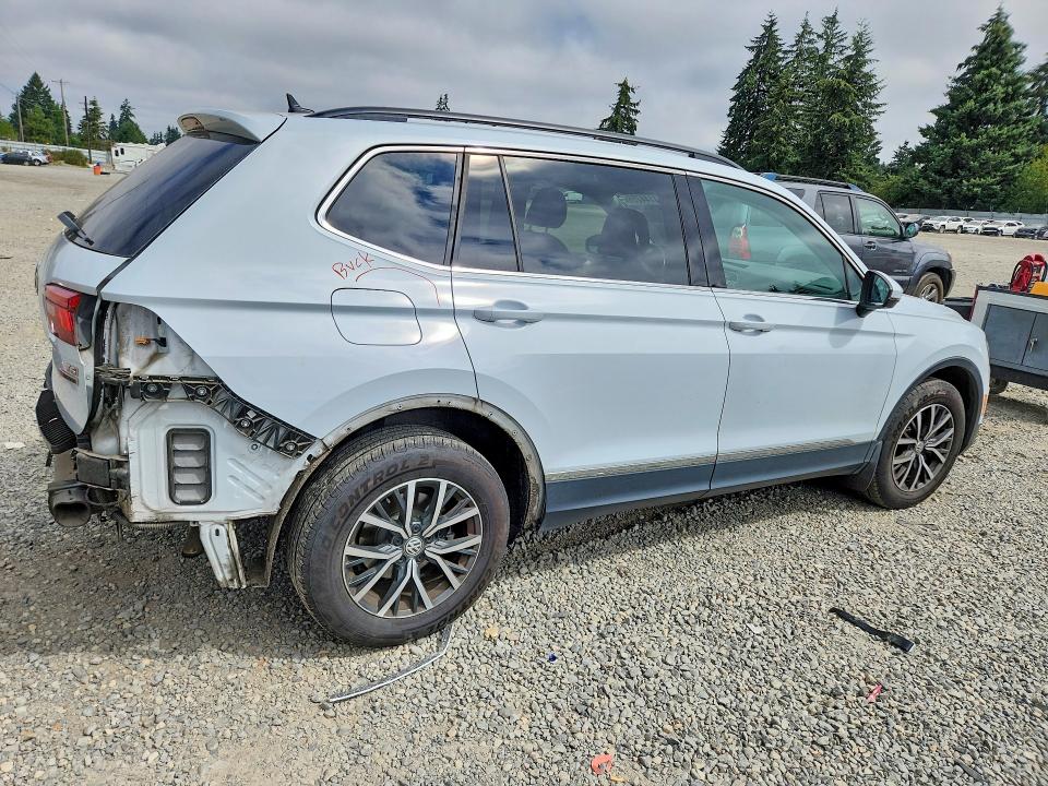 2018 Volkswagen Tiguan მანქანა იყიდება აუქციონზე, vin: 3VV2B7AX5JM208172, აუქციონის ნომერი: 64144756