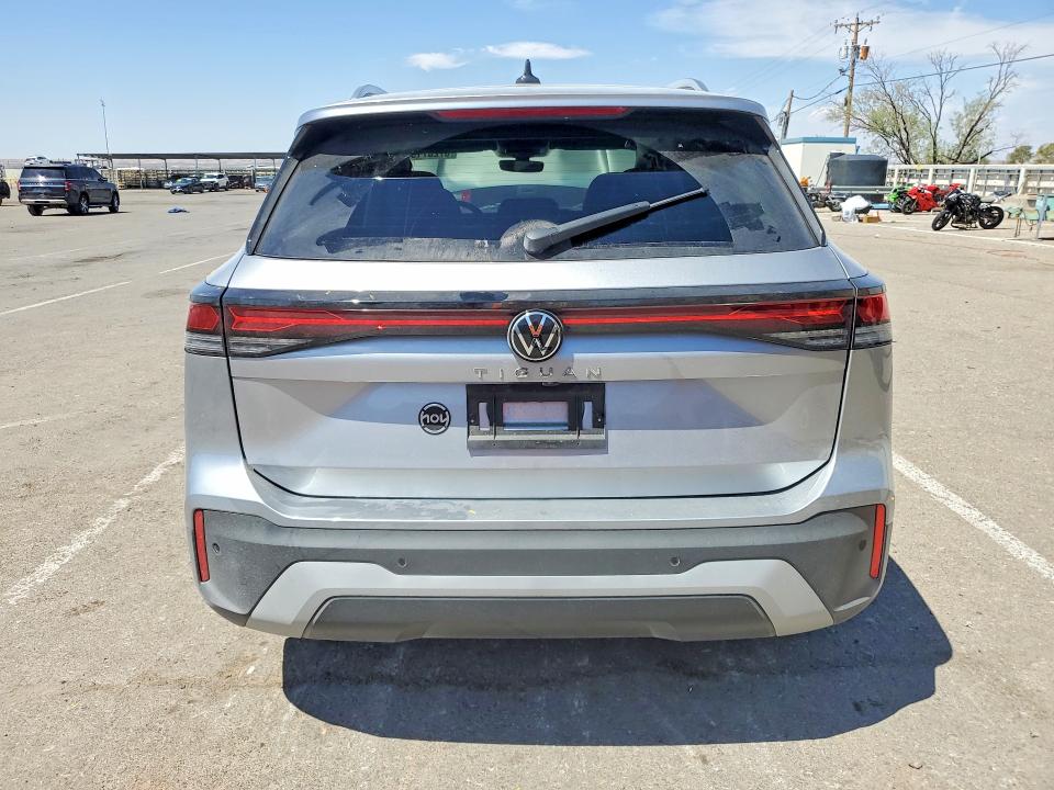 2026 Volkswagen Tiguan მანქანა იყიდება აუქციონზე, vin: 3VVCR7RM0TM040695, აუქციონის ნომერი: 67207136