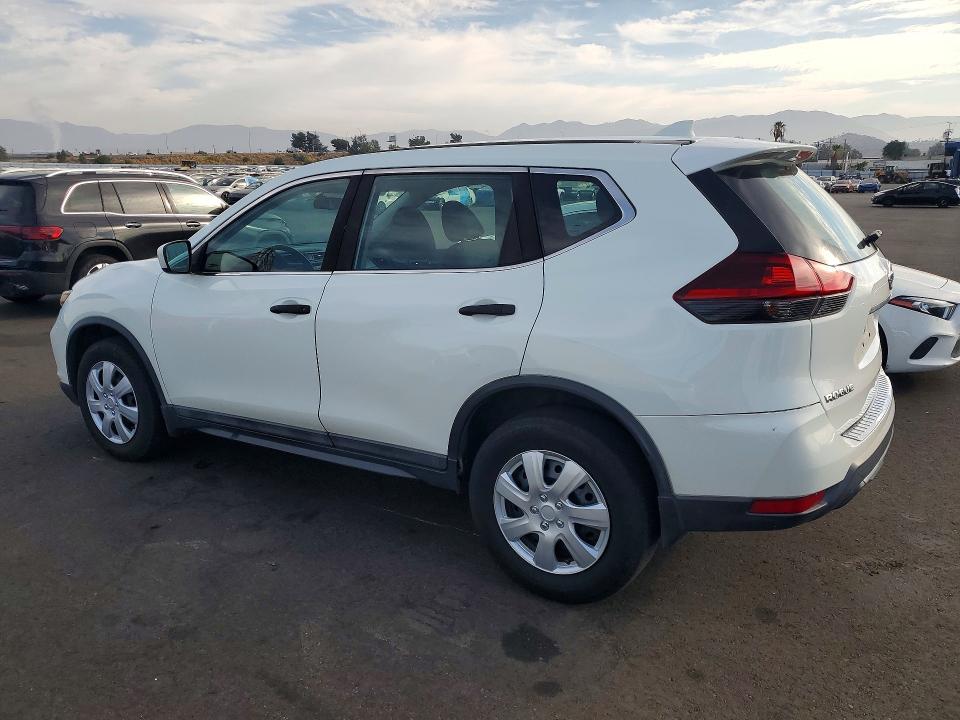 Продаж на аукціоні авто 2018 Nissan Rogue, vin: 5N1AT2MV8JC716976, номер лоту: 64990646