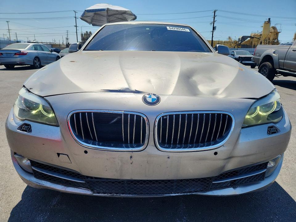 64296546 :رقم المزاد ، WBAXG5C55CDW85458 vin ، 2012 Bmw 528 مزاد بيع