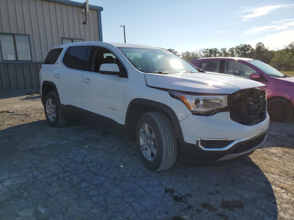 63562946 :رقم المزاد ، 1GKKNRLA5HZ150121 vin ، 2017 Gmc Acadia مزاد بيع