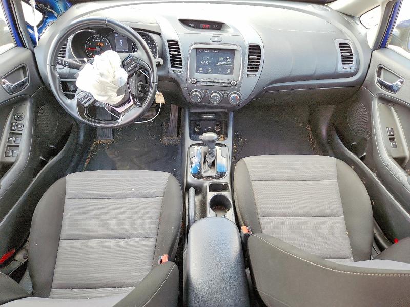 66311536 :رقم المزاد ، 3KPFL4A7XJE213275 vin ، 2018 Kia Forte مزاد بيع