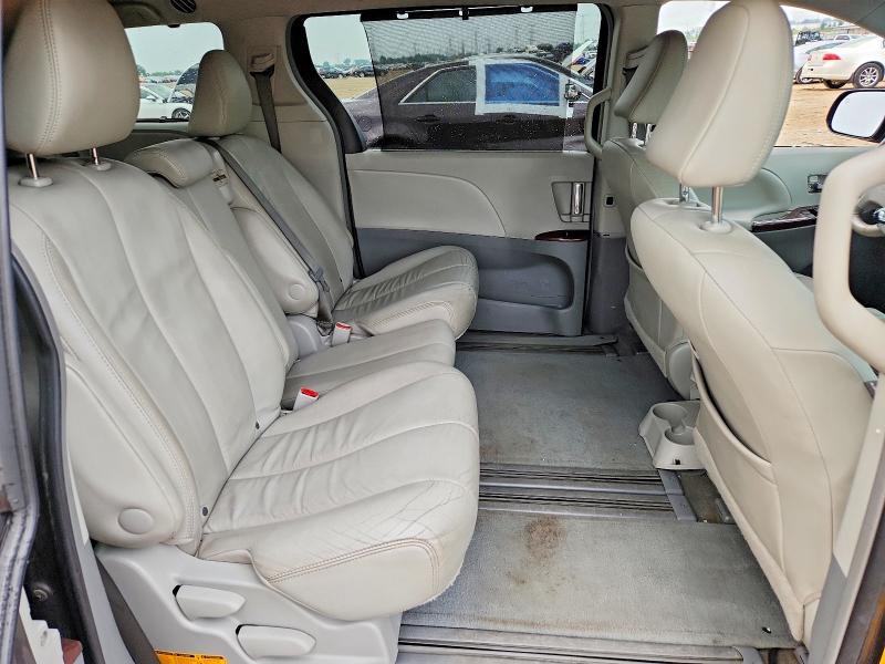 2013 Toyota Sienna მანქანა იყიდება აუქციონზე, vin: 5TDYK3DC5DS370883, აუქციონის ნომერი: 63356126