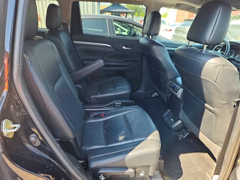 Продажа на аукционе авто 2019 Toyota Highlander, vin: 5TDDZRFH9KS990039, номер лота: 62846406