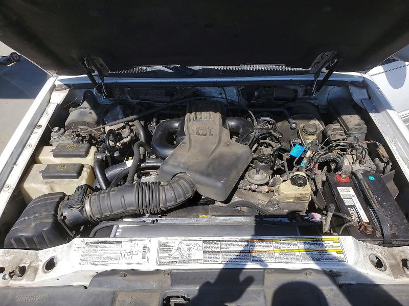 Продажа на аукционе авто 2000 Ford Explorer, vin: 1FMZU73E1YZC43038, номер лота: 64232236