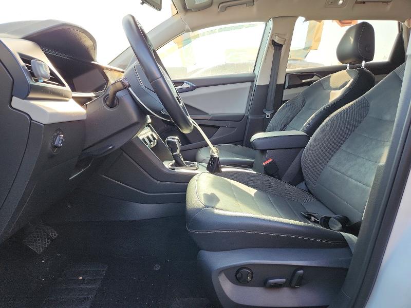 61410496 :رقم المزاد ، 3VVLX7B24NM058408 vin ، 2022 Volkswagen Taos مزاد بيع