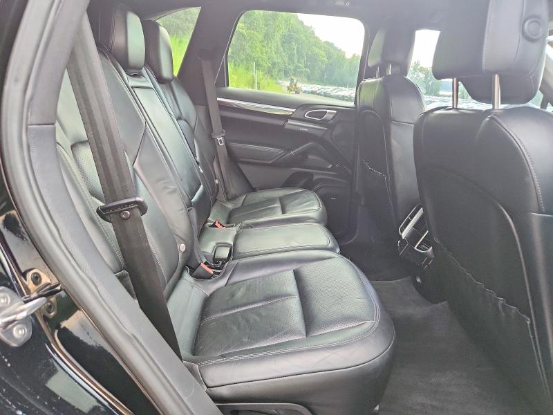 Продаж на аукціоні авто 2012 Porsche Cayenne, vin: WP1AE2A26CLA93688, номер лоту: 64133286