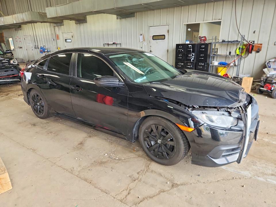 63938696 :رقم المزاد ، 19XFC2E51HE067470 vin ، 2017 Honda Civic مزاد بيع