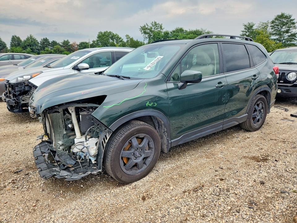 Продажа на аукционе авто 2023 Subaru Forester, vin: JF2SKAEC1PH447719, номер лота: 64374216