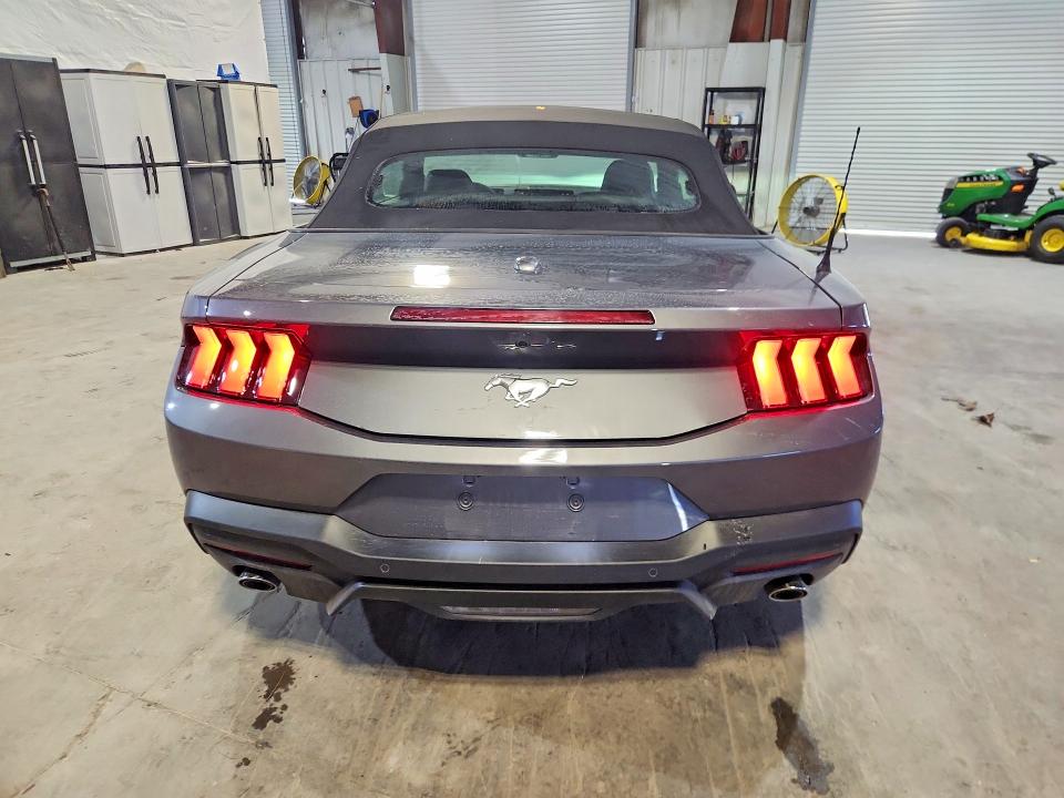 2026 Ford Mustang მანქანა იყიდება აუქციონზე, vin: 1FAGP8UH9T5122703, აუქციონის ნომერი: 65027266