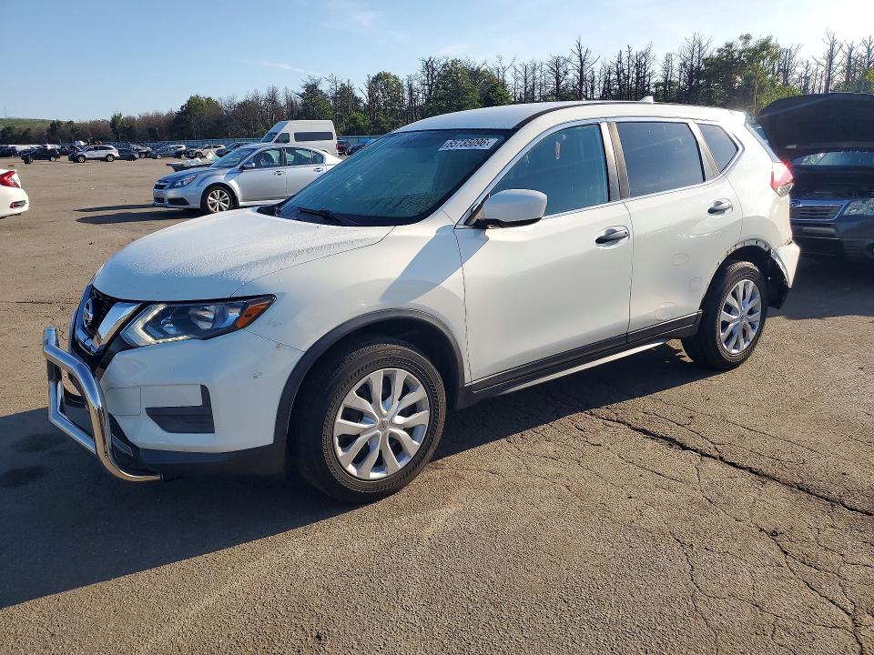 Продаж на аукціоні авто 2017 Nissan Rogue, vin: 5N1AT2MM3HC742015, номер лоту: 65735096