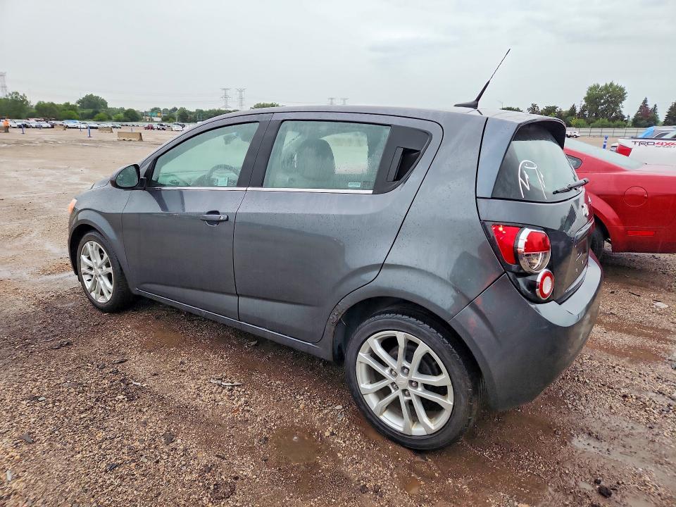 64322946 :رقم المزاد ، 1G1JC6SHXD4137830 vin ، 2013 Chevrolet Sonic مزاد بيع